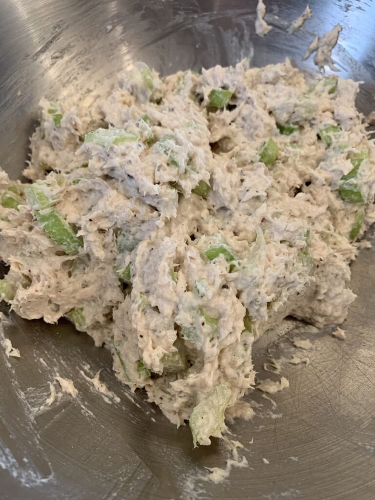 Deli-Style Chicken Salad: A Classic and Flavorful Dish