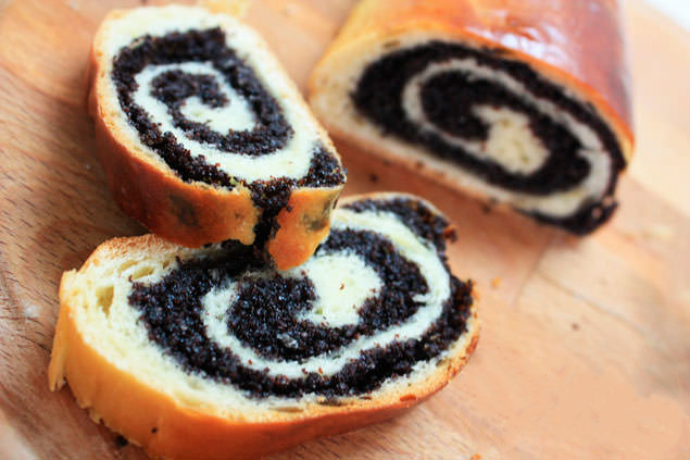 Poppy Seed Rolls